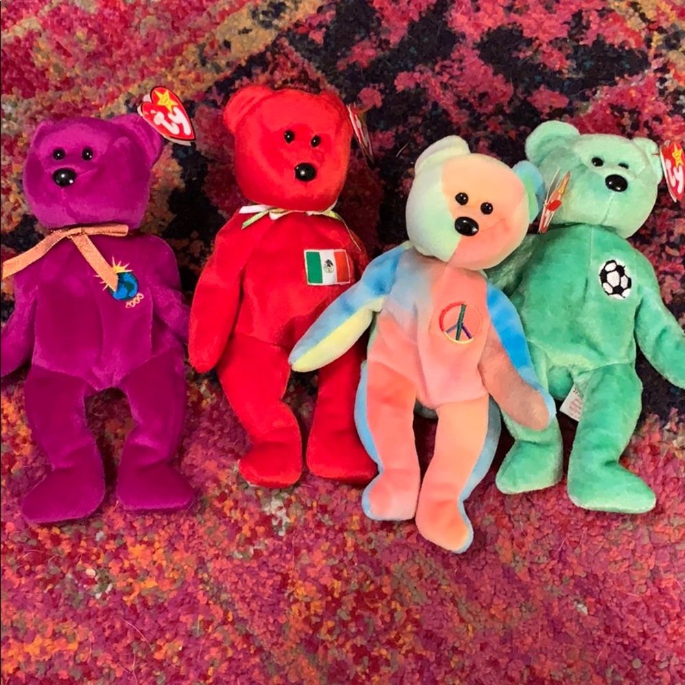 Lot of 4 beanie babies bears